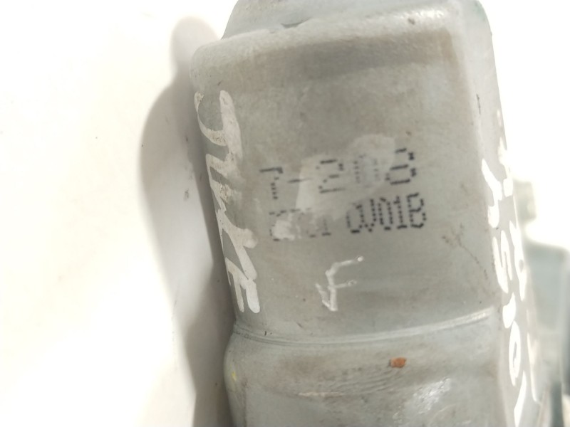 Recambio de elevalunas trasero derecho para nissan juke (f15) acenta referencia OEM IAM 82731CV01B  827201KA0B