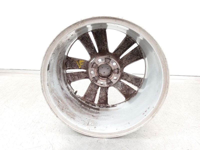 Recambio de llanta para peugeot 308 access referencia OEM IAM 9677989577  