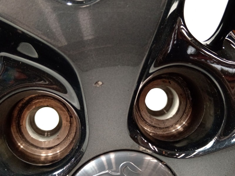 Recambio de llanta para peugeot 308 referencia OEM IAM 9677989877  