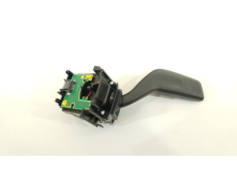Recambio de mando intermitentes para ford puma (j2k, cf7) 1.0 ecoboost referencia OEM IAM H1BT13335AA 2092998 H1BT13335BB