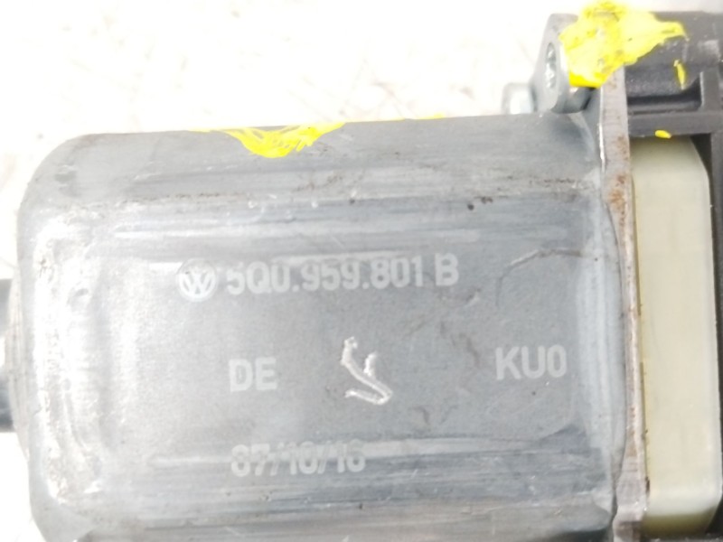 Recambio de elevalunas delantero izquierdo para skoda octavia combi (5e5) 2.0 tdi referencia OEM IAM 5E0837461B 0130822717 5Q095