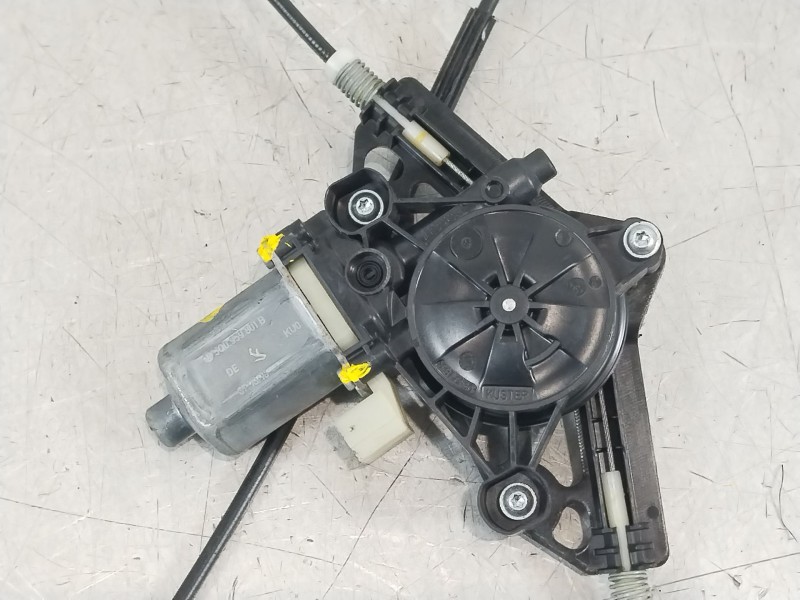 Recambio de elevalunas delantero izquierdo para skoda octavia combi (5e5) 2.0 tdi referencia OEM IAM 5E0837461B 0130822717 5Q095