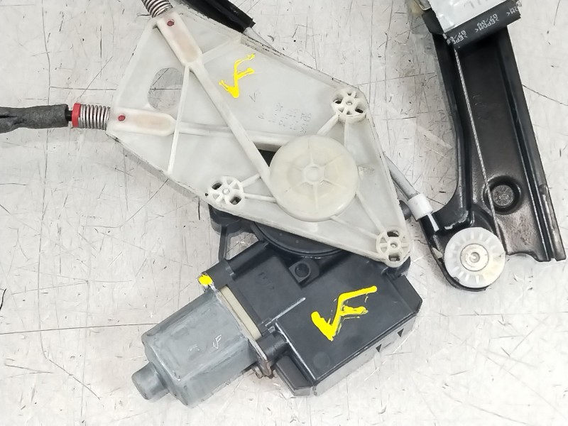 Recambio de elevalunas delantero izquierdo para volkswagen polo (6r1) advance referencia OEM IAM 6R4837461D 0130822531 6R0959801