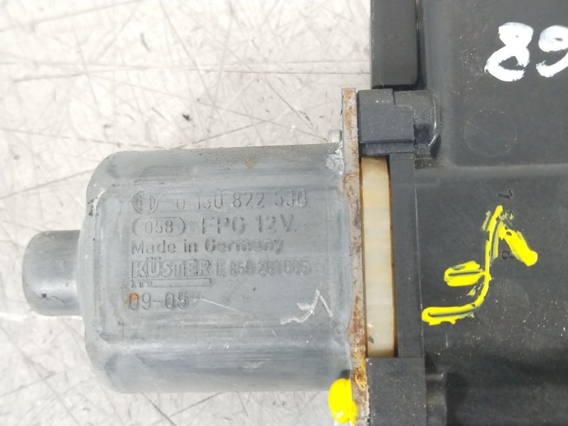 Recambio de elevalunas delantero derecho para volkswagen polo (6r1) advance referencia OEM IAM 6R4837462D 0130822530 6R0959802K