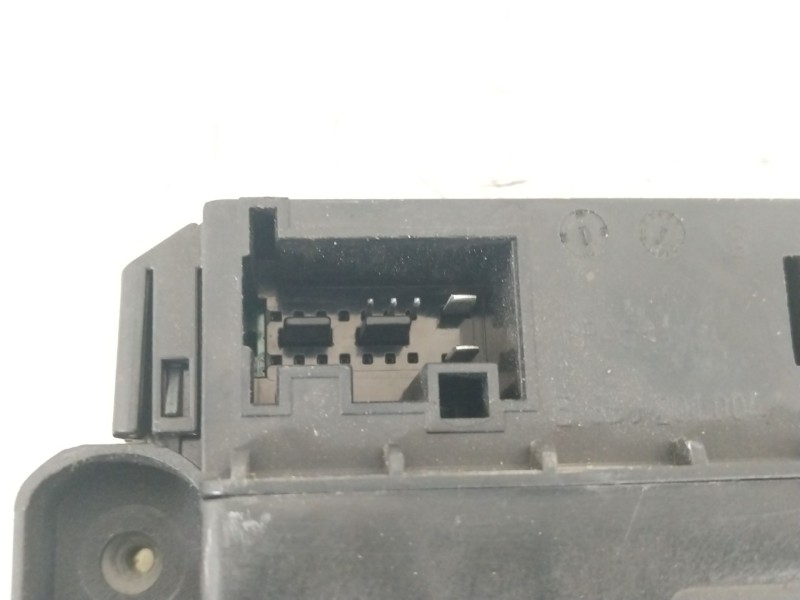 Recambio de elevalunas delantero derecho para volkswagen polo (6r1) advance referencia OEM IAM 6R4837462D 0130822530 6R0959802K