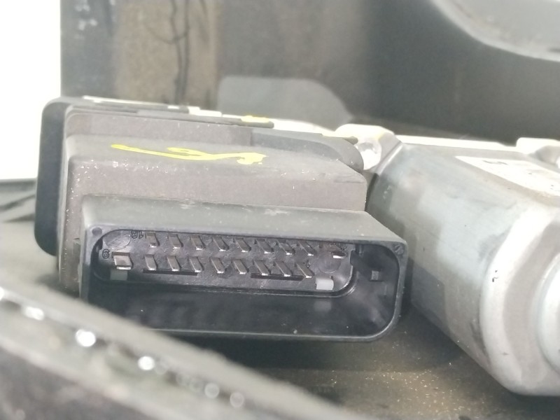 Recambio de elevalunas trasero izquierdo para seat leon (1p1) comfort limited referencia OEM IAM 1P0839461A 1K0959703AF 1P086744