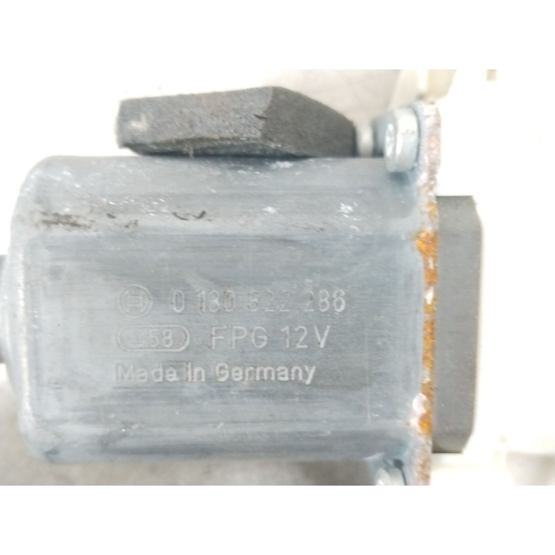 Recambio de elevalunas trasero izquierdo para ford mondeo sportbreak (ca2) trend referencia OEM IAM 1881208 0130822286 6M2114553