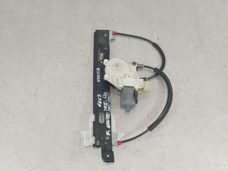 Recambio de elevalunas trasero izquierdo para ford mondeo sportbreak (ca2) trend referencia OEM IAM 1881208 0130822286 6M2114553