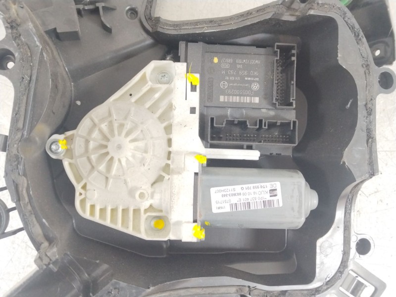 Recambio de elevalunas delantero izquierdo para seat leon (1p1) reference referencia OEM IAM 1P0837401E 1K0959793M 1P0837401E