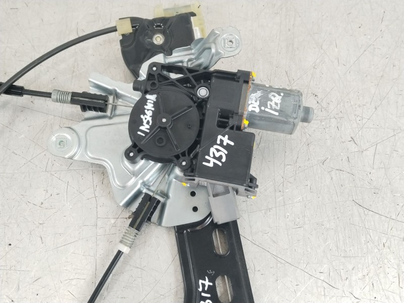 Recambio de elevalunas delantero izquierdo para opel insignia berlina cosmo referencia OEM IAM 20952452 20951531 20952456