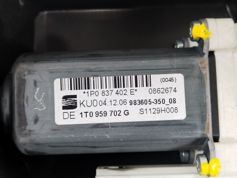 Recambio de elevalunas delantero derecho para seat leon (1p1) stylance / style referencia OEM IAM 1P0837402E 1K0959752M 1T095970