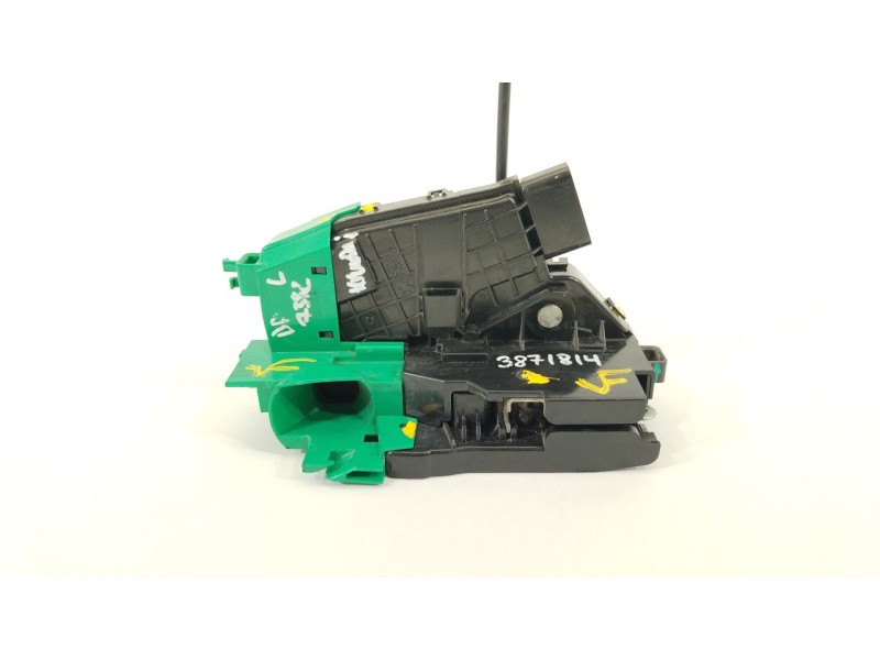 Recambio de cerradura puerta delantera derecha para hyundai i30 (pd) 1.6 crdi cat referencia OEM IAM 81320G3050  