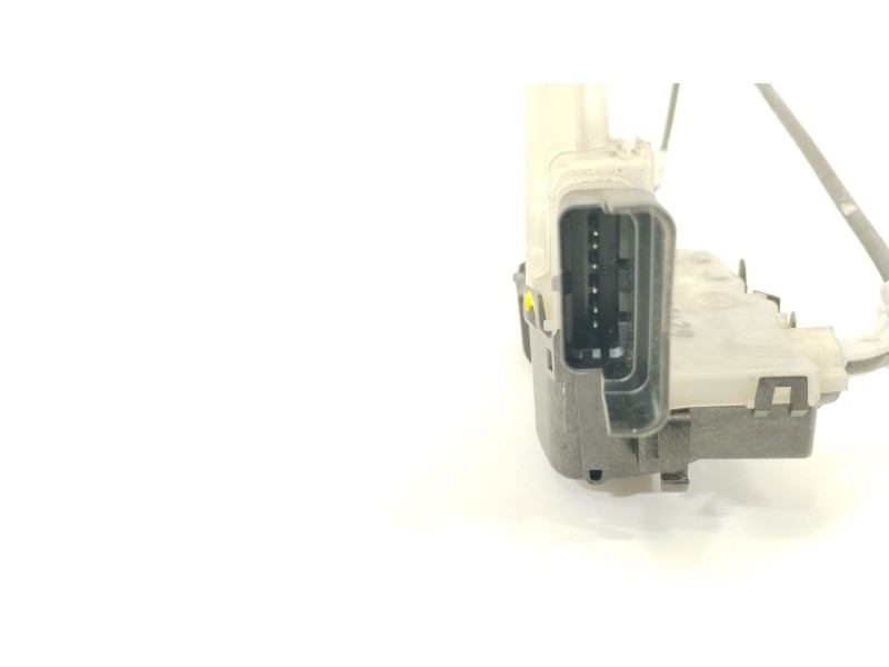 Recambio de cerradura puerta delantera izquierda para citroën c3 live referencia OEM IAM 123981  9812398180