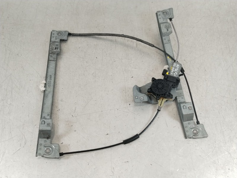 Recambio de elevalunas delantero derecho para renault kangoo profesional referencia OEM IAM 807207012R  128001182B