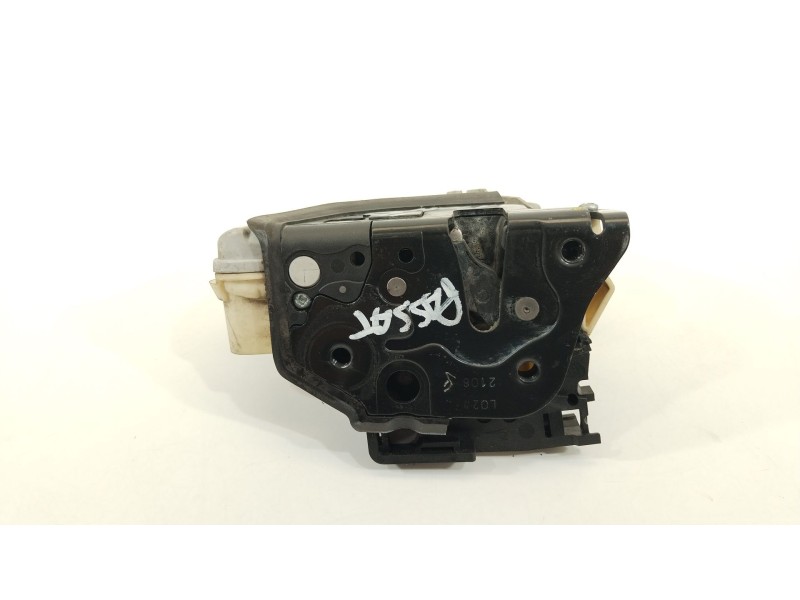 Recambio de cerradura puerta delantera izquierda para volkswagen passat berlina (3c2) advance referencia OEM IAM 3C1837015A  