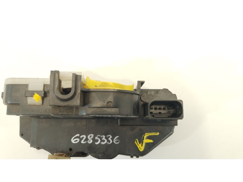 Recambio de cerradura puerta trasera izquierda para chevrolet cruze lt referencia OEM IAM 13503177  