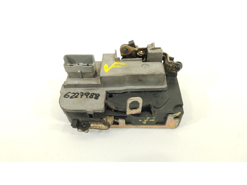 Recambio de cerradura puerta delantera derecha para peugeot 206 cc cc referencia OEM IAM 9136J1  