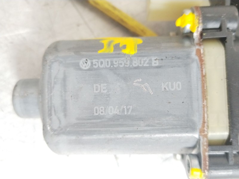 Recambio de elevalunas delantero derecho para skoda octavia combi (5e5) ambition referencia OEM IAM 5E0837462B  5Q0959802B