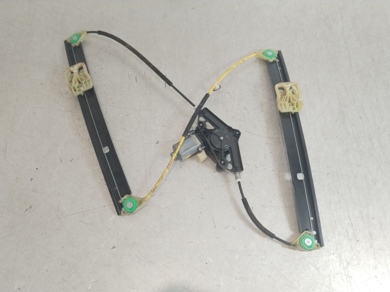 Recambio de elevalunas delantero derecho para skoda octavia combi (5e5) ambition referencia OEM IAM 5E0837462B  5Q0959802B