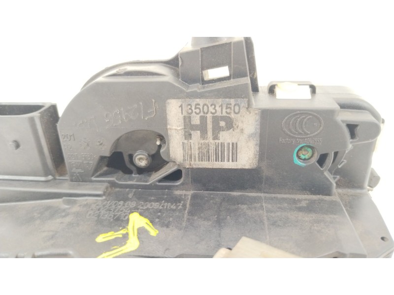 Recambio de cerradura puerta delantera derecha para chevrolet cruze lt referencia OEM IAM 13503150  