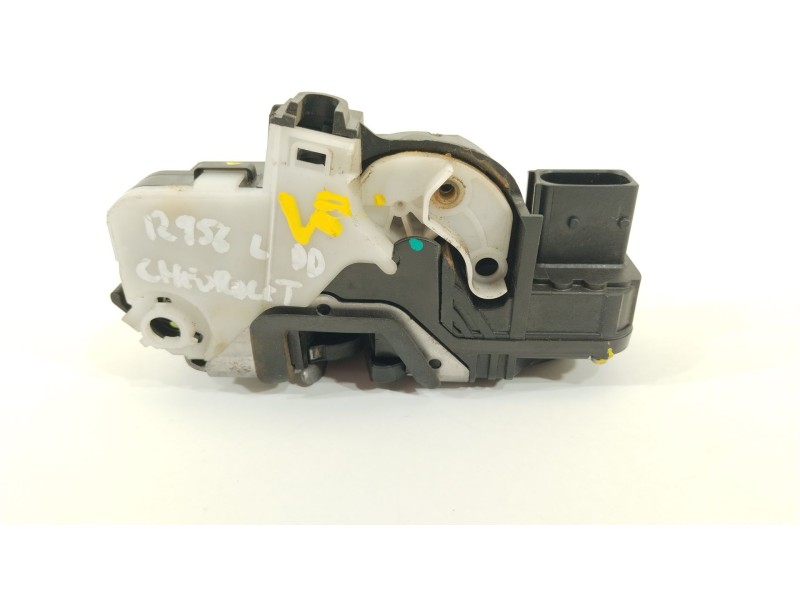 Recambio de cerradura puerta delantera derecha para chevrolet cruze lt referencia OEM IAM 13503150  