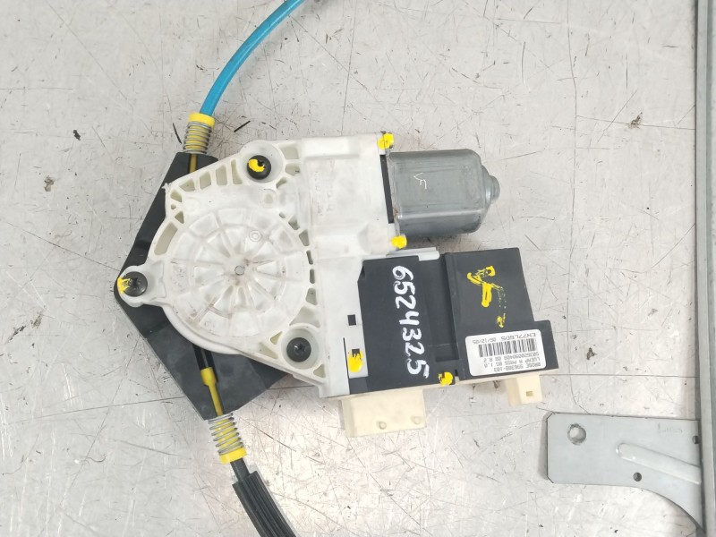 Recambio de elevalunas delantero derecho para peugeot 307 berlina (s2) xs referencia OEM IAM 9634456880  996388103