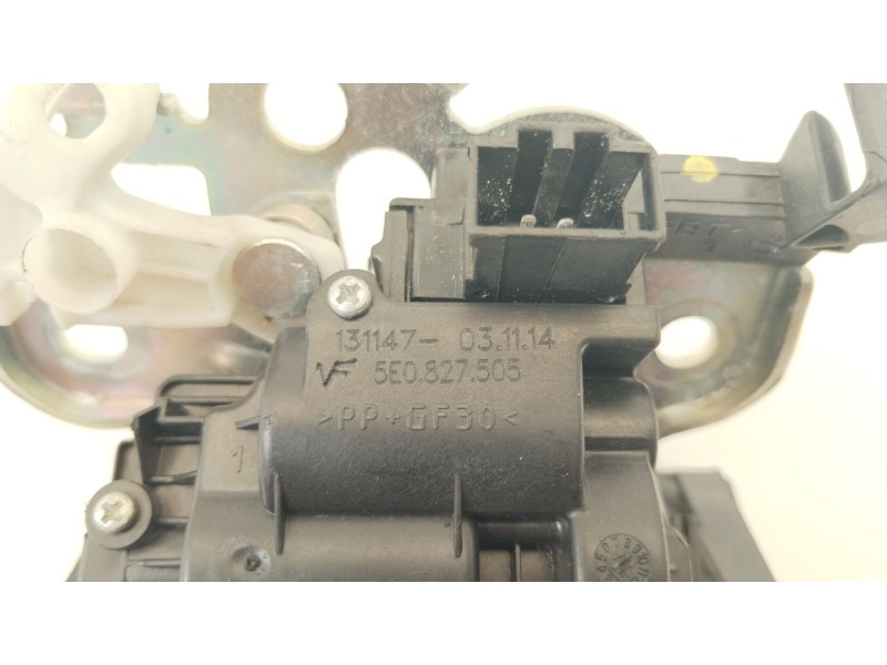 Recambio de cerradura maletero / porton para seat leon st (5f8) 1.6 tdi referencia OEM IAM 5E0827505  