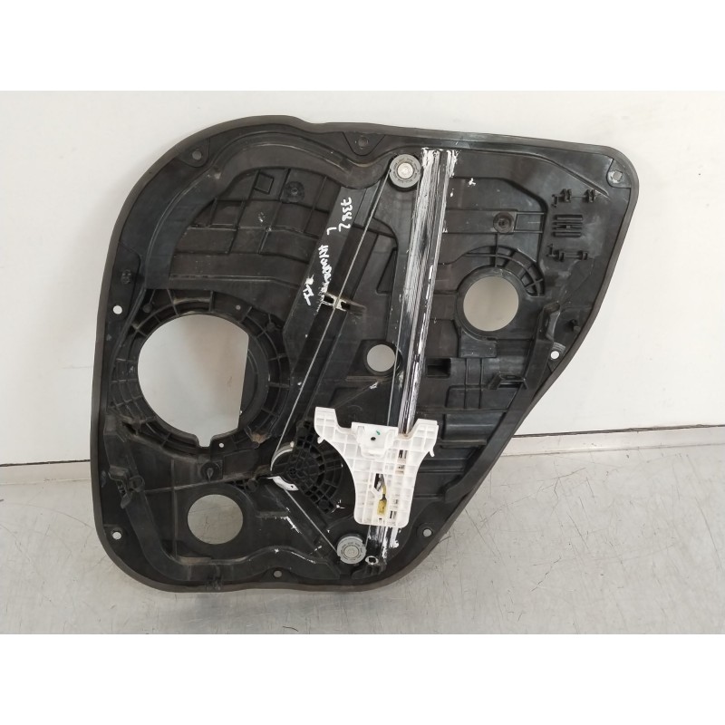 Recambio de elevalunas trasero izquierdo para hyundai i30 (pd) 1.6 crdi cat referencia OEM IAM 83470G4230 83484G4000 83450G4010