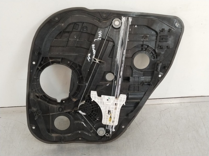 Recambio de elevalunas trasero izquierdo para hyundai i30 (pd) 1.6 crdi cat referencia OEM IAM 83470G4230 83484G4000 83450G4010