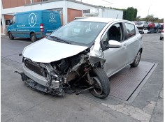 toyota yaris (_p13_) del año 2012 2