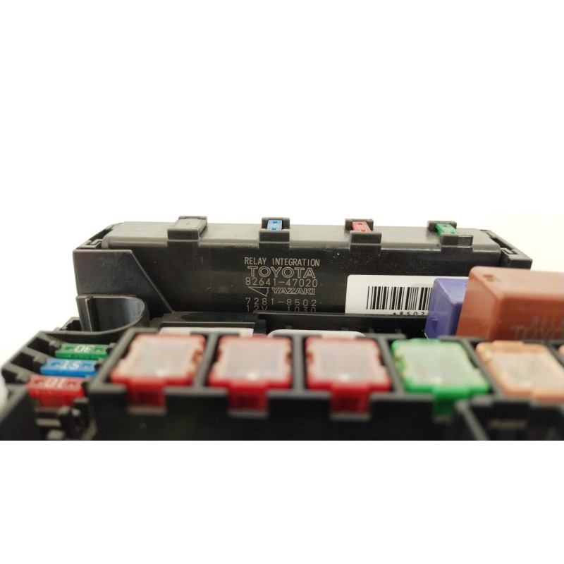 Recambio de caja reles / fusibles para toyota urban cruiser (_p1_) 1.4 d-4d (nlp110_) referencia OEM IAM 8264147020  