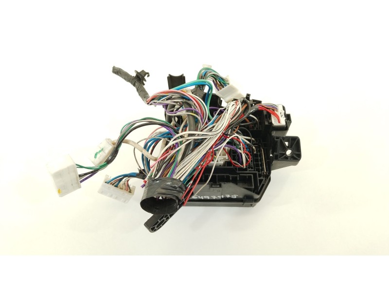 Recambio de caja reles / fusibles para toyota urban cruiser (_p1_) 1.4 d-4d (nlp110_) referencia OEM IAM 8264147020  