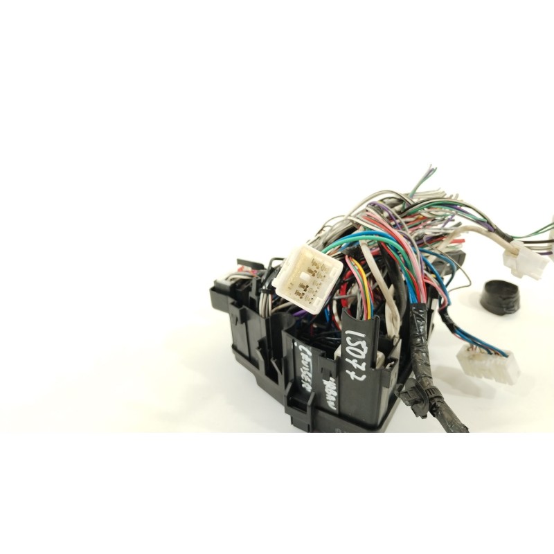 Recambio de caja reles / fusibles para toyota urban cruiser (_p1_) 1.4 d-4d (nlp110_) referencia OEM IAM 8264147020  