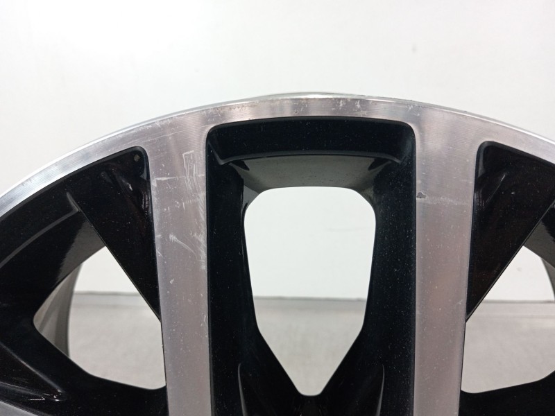 Recambio de llanta para volkswagen caddy furgón/kombi furgón bluemotion referencia OEM IAM 2K5601025F  