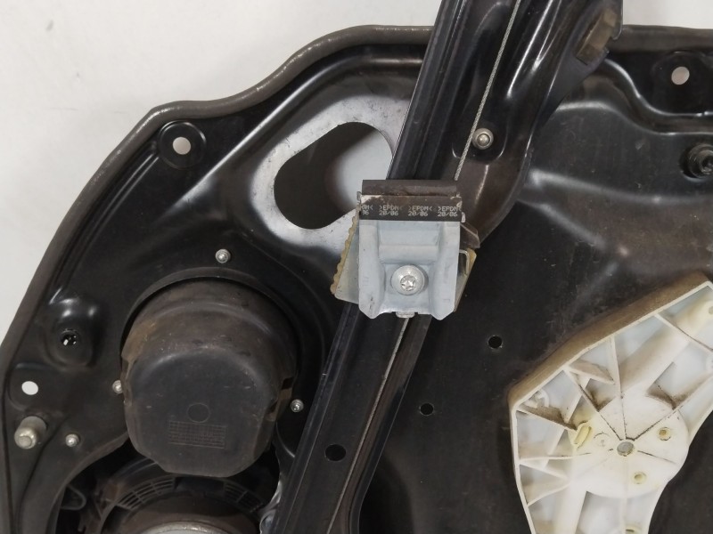 Recambio de elevalunas delantero izquierdo para volkswagen passat berlina (3c2) advance referencia OEM IAM 1K0959793L 1K0959701P