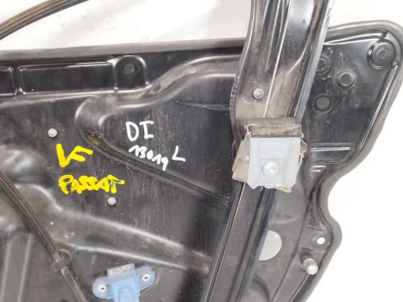 Recambio de elevalunas delantero izquierdo para volkswagen passat berlina (3c2) advance referencia OEM IAM 1K0959793L 1K0959701P