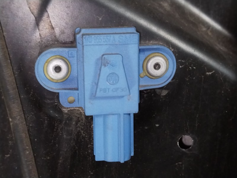 Recambio de elevalunas delantero izquierdo para volkswagen passat berlina (3c2) advance referencia OEM IAM 1K0959793L 1K0959701P