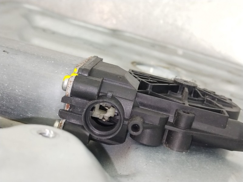 Recambio de elevalunas delantero derecho para nissan qashqai (j10) acenta referencia OEM IAM 80770JD00A  