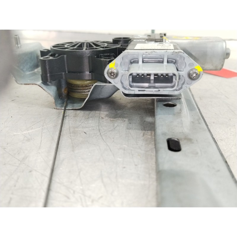 Recambio de elevalunas delantero derecho para smart forfour basis (66kw) (453.044) referencia OEM IAM A4537203400 807200925R 128