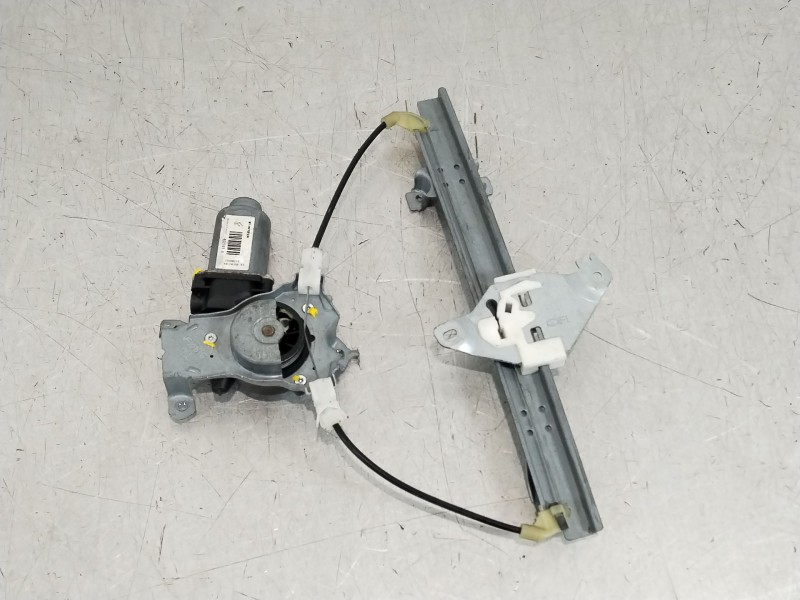 Recambio de elevalunas trasero izquierdo para nissan qashqai (j10) acenta referencia OEM IAM 82701JD400  402191A