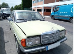 mercedes-benz 123 sedán (w123) del año 1988 2
