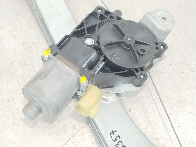 Recambio de elevalunas trasero izquierdo para chevrolet cruze lt referencia OEM IAM 95299681  