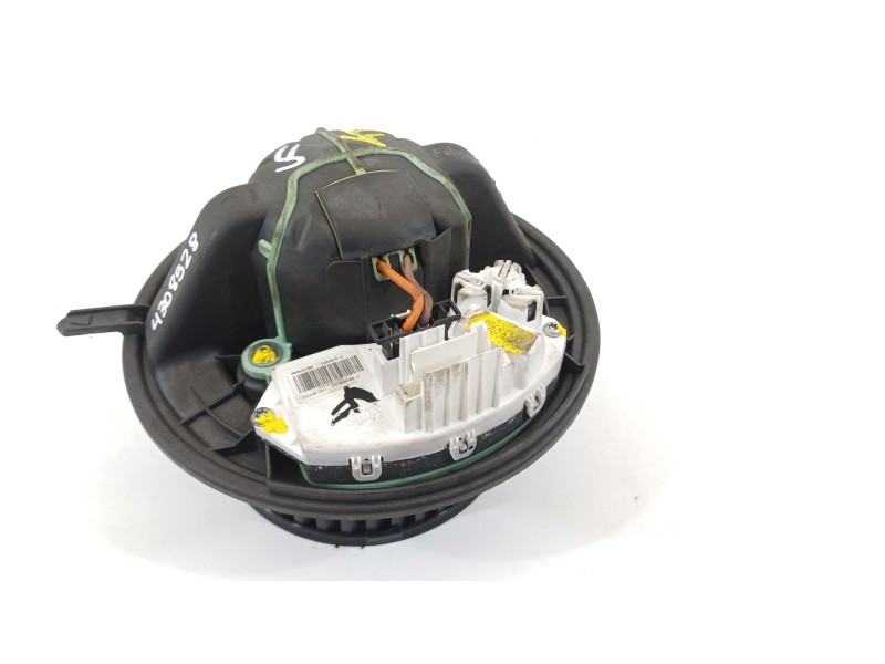 Recambio de ventilador calefaccion para bmw serie 3 cabrio (e93) 325d referencia OEM IAM 64116933663  985465S