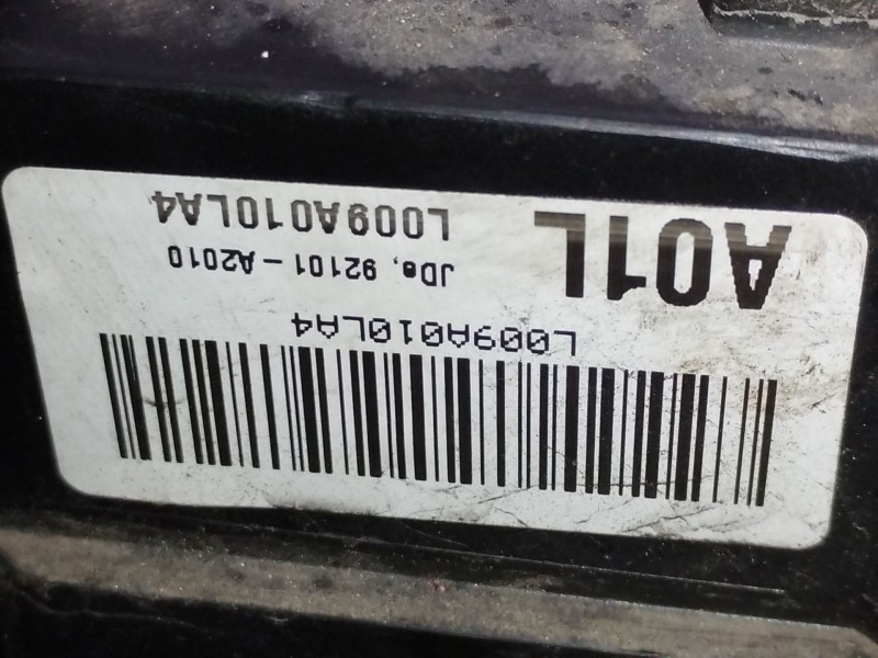 Recambio de faro izquierdo para kia cee´d (jd) 1.4 cvvt referencia OEM IAM 92101A2010  