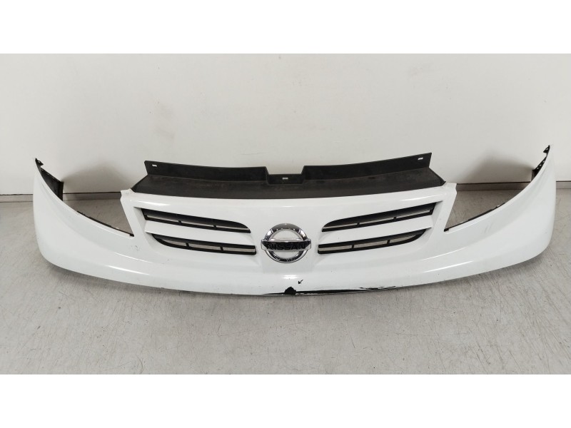 Recambio de rejilla delantera para nissan primastar furgoneta (x83) 2.0 dci 115 referencia OEM IAM 623100250  