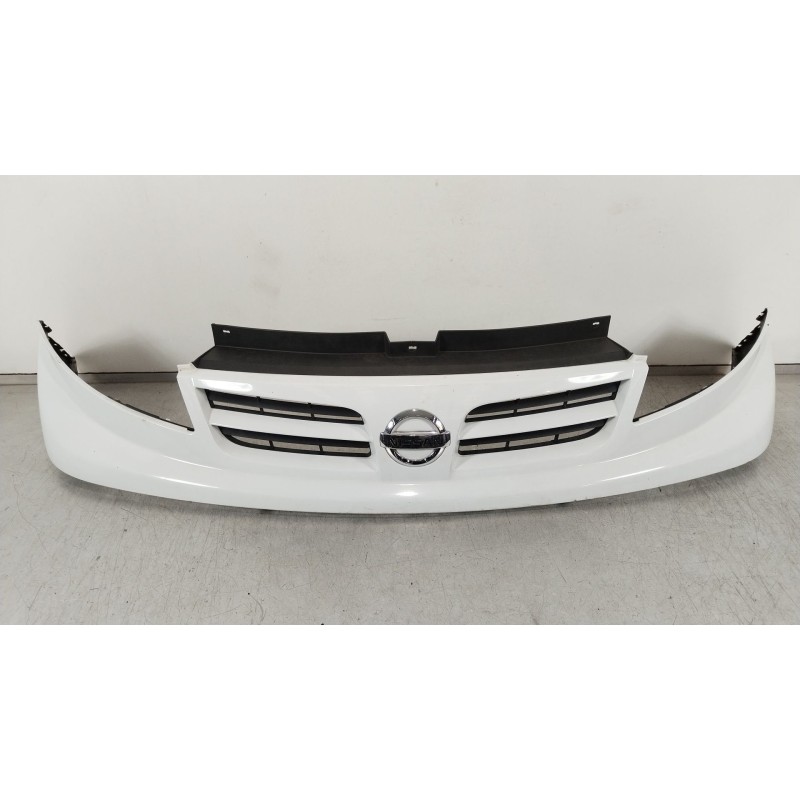 Recambio de rejilla delantera para nissan primastar furgoneta (x83) 2.0 dci 115 referencia OEM IAM 623100250  