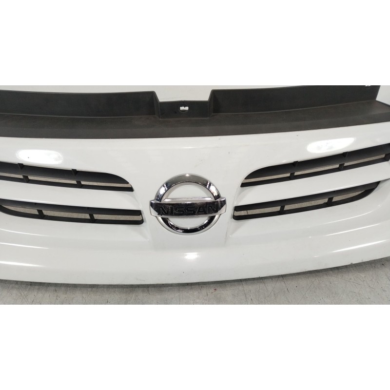 Recambio de rejilla delantera para nissan primastar furgoneta (x83) 2.0 dci 115 referencia OEM IAM 623100250  