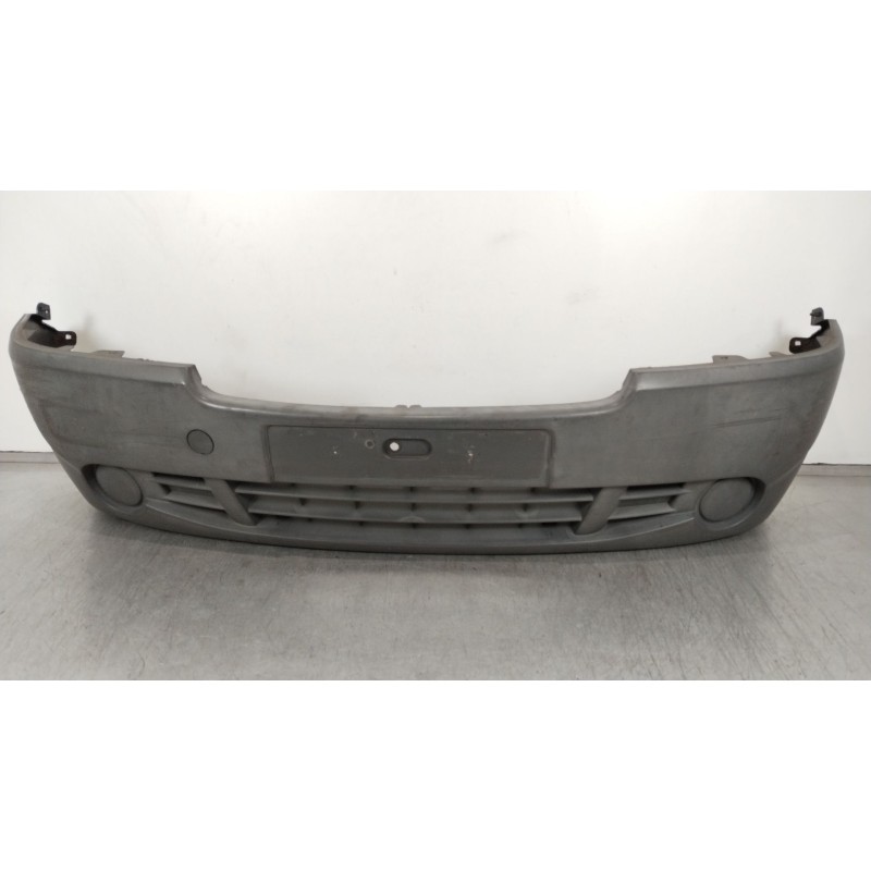 Recambio de paragolpes delantero para nissan primastar furgoneta (x83) 2.0 dci 115 referencia OEM IAM 620100102R 620100202R 9385