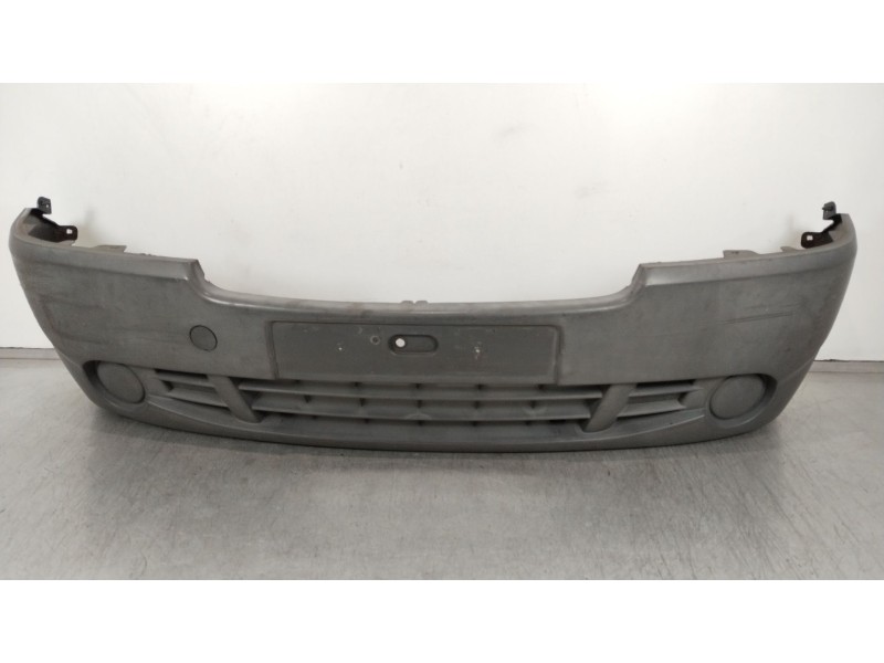 Recambio de paragolpes delantero para nissan primastar furgoneta (x83) 2.0 dci 115 referencia OEM IAM 620100102R 620100202R 9385
