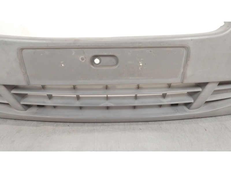 Recambio de paragolpes delantero para nissan primastar furgoneta (x83) 2.0 dci 115 referencia OEM IAM 620100102R 620100202R 9385